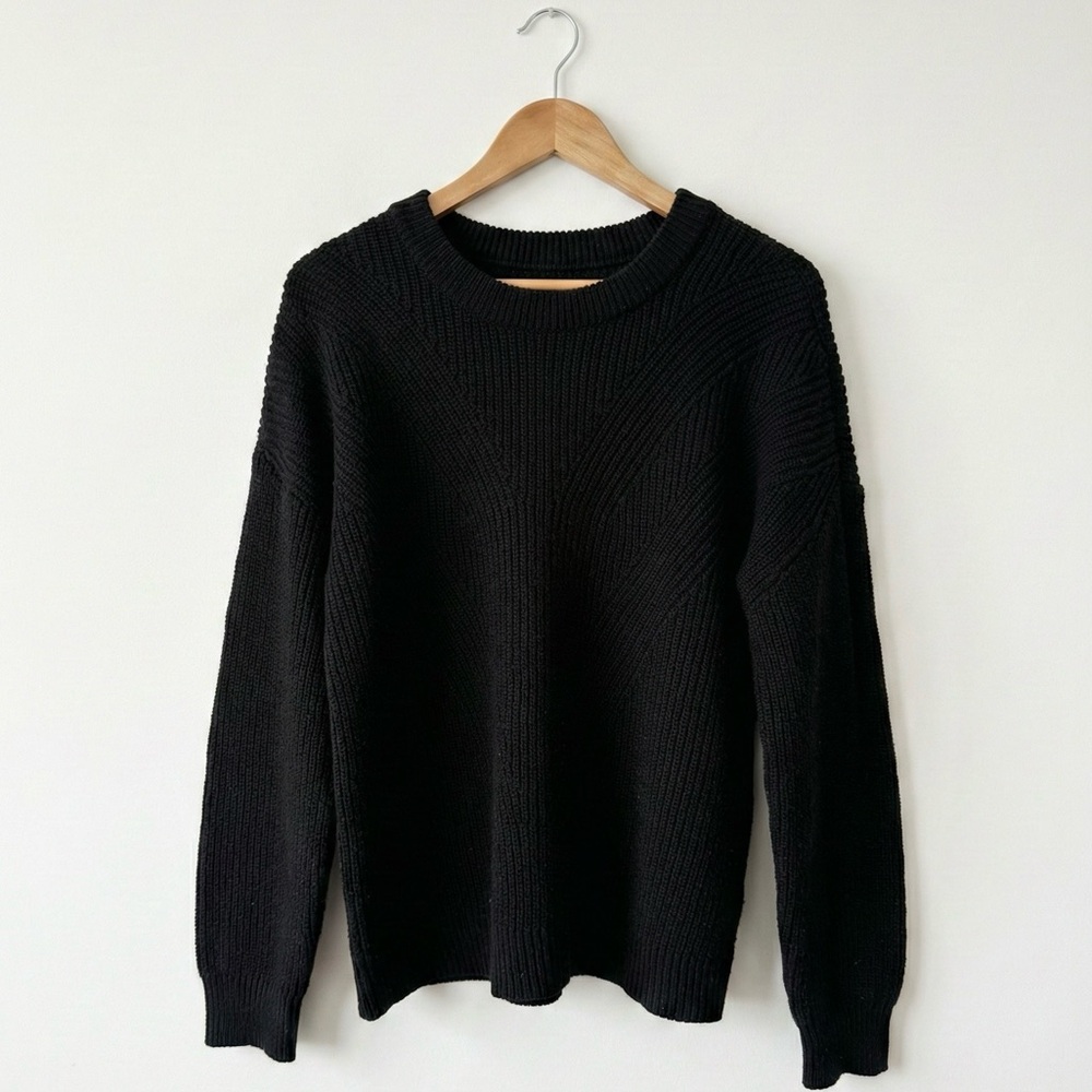 Classic Black Women's Sweater / Sıze S / Good